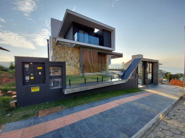 Casa de alto padrão com vista para o mar em Garopaba SC