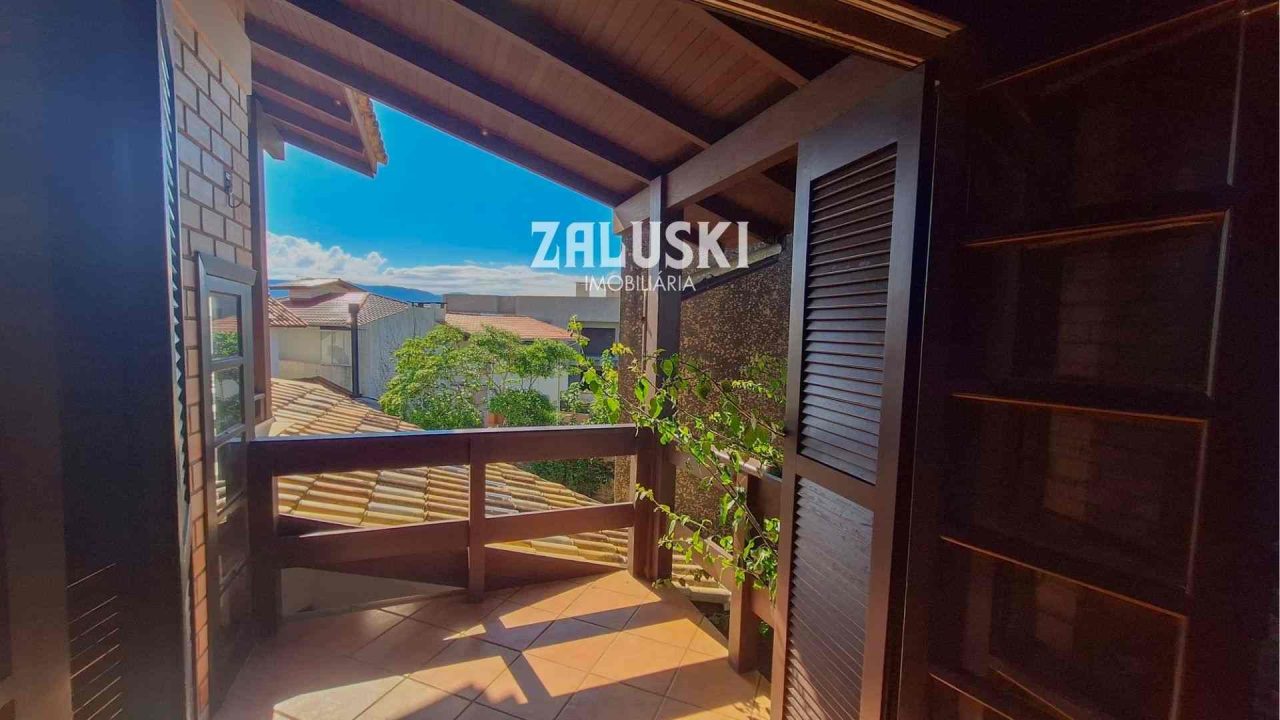 Casa a venda em Garopaba vista para o mar Casa a venda em Garopaba vista para o mar