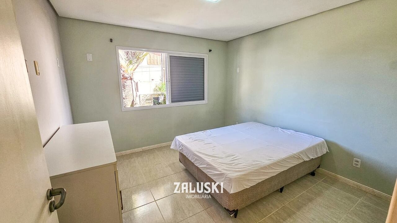 Casa à venda em Garopaba no bairro Village