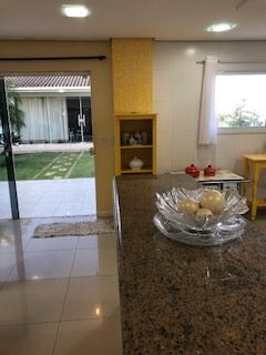 Casa de alto padrão à venda em Garopaba no bairro Village (360m²)