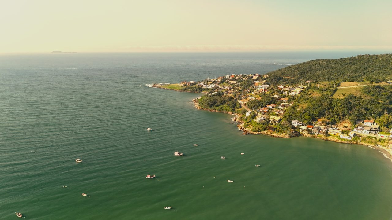 Praia da Vigia em Garopaba, SC