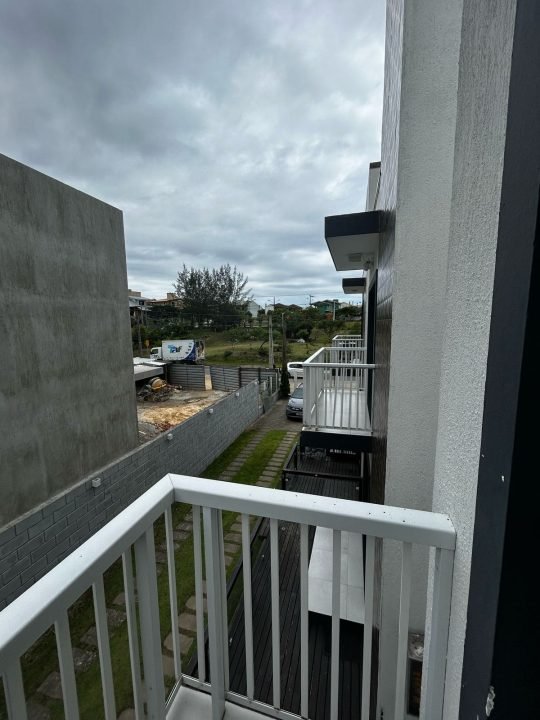Sobrado a venda em Garopaba pertinho da praia! Sobrado a venda em Garopaba pertinho da praia!