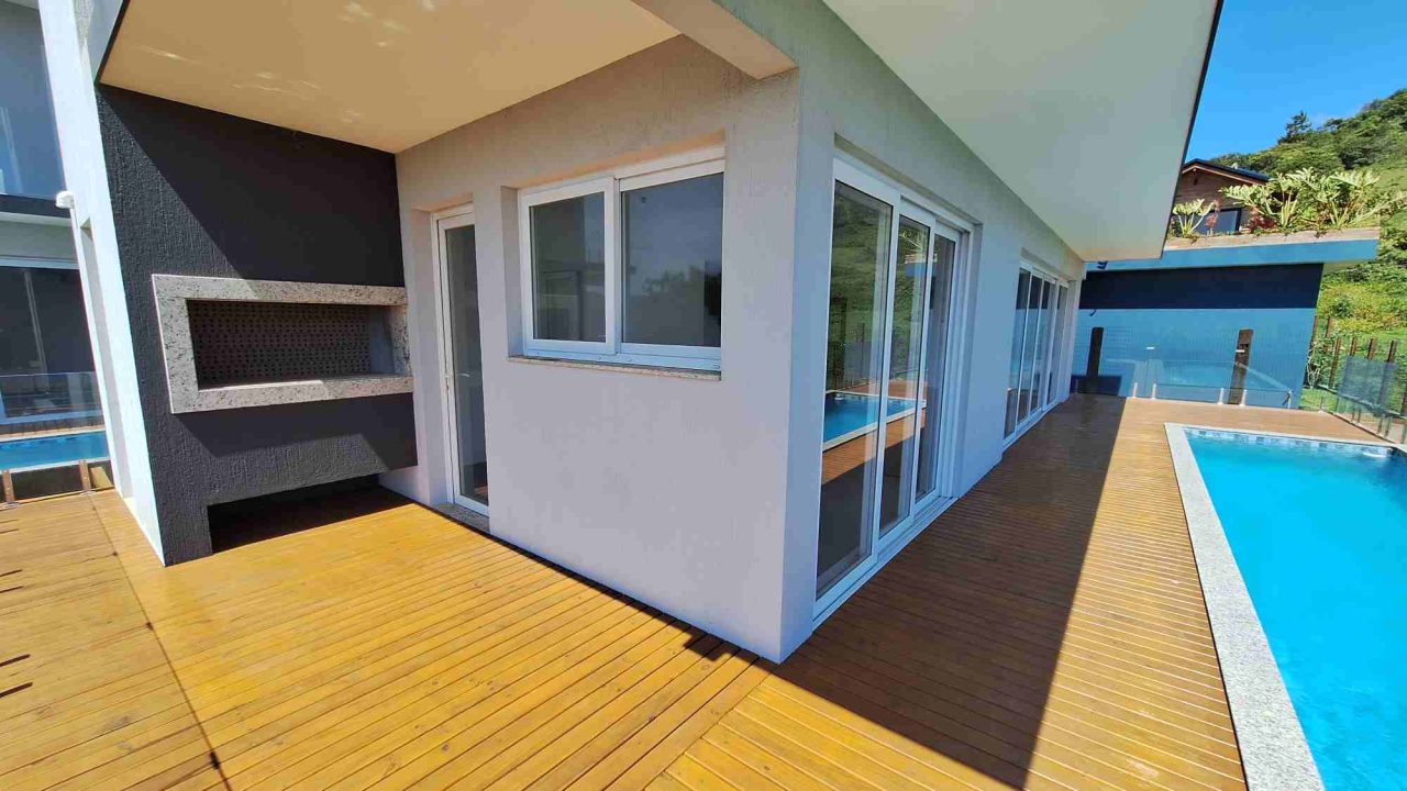 Casa em Garopaba com vista mar á venda! Casa em Garopaba com vista mar á venda!