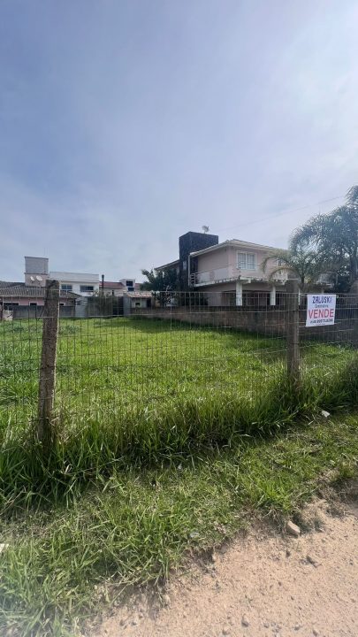 Terreno à venda no bairro Areias de Palhocinha (360m²)