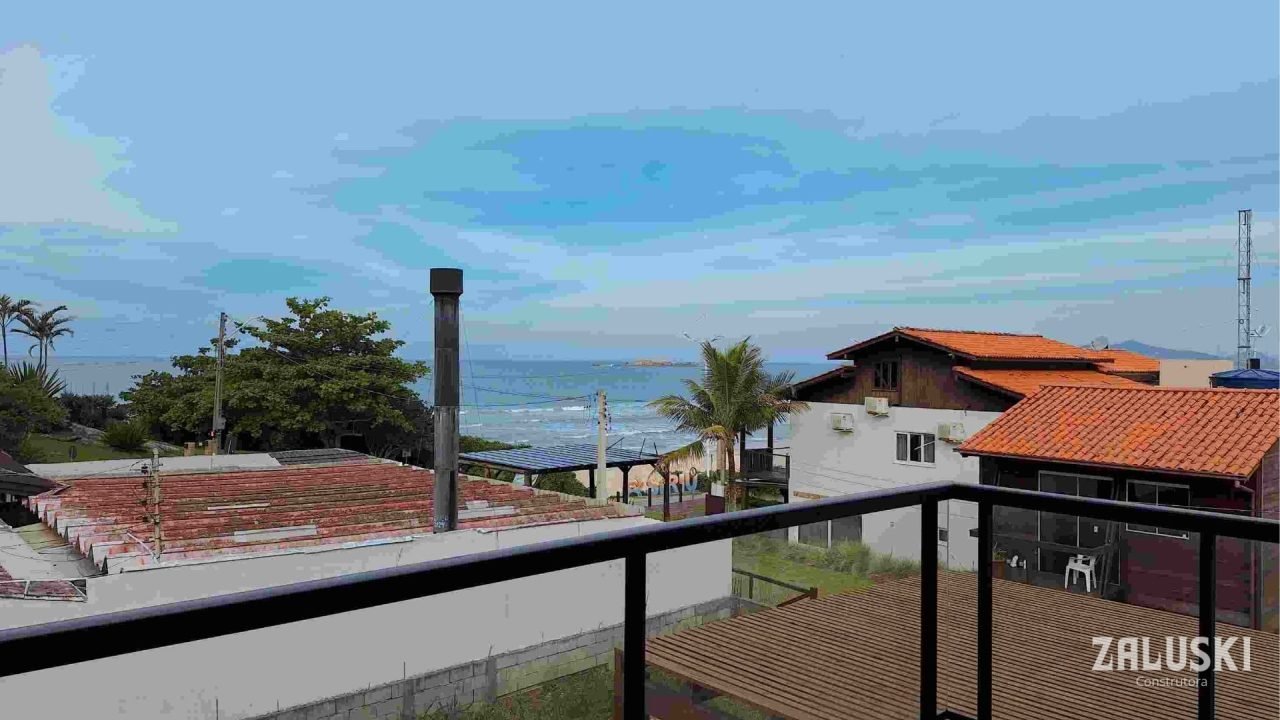 Casa nova a venda á 50 metros da praia do Siriú, em Garopaba, SC! Casa nova a venda á 50 metros da praia do Siriú, em Garopaba, SC!