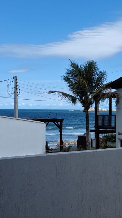 Casa nova a venda á 50 metros da praia do Siriu, em Garopaba, SC!