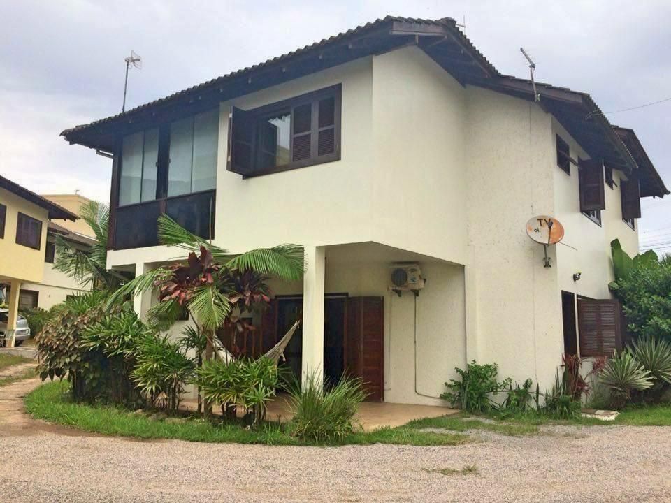 Casa perto da praia a venda em Garopaba, SC