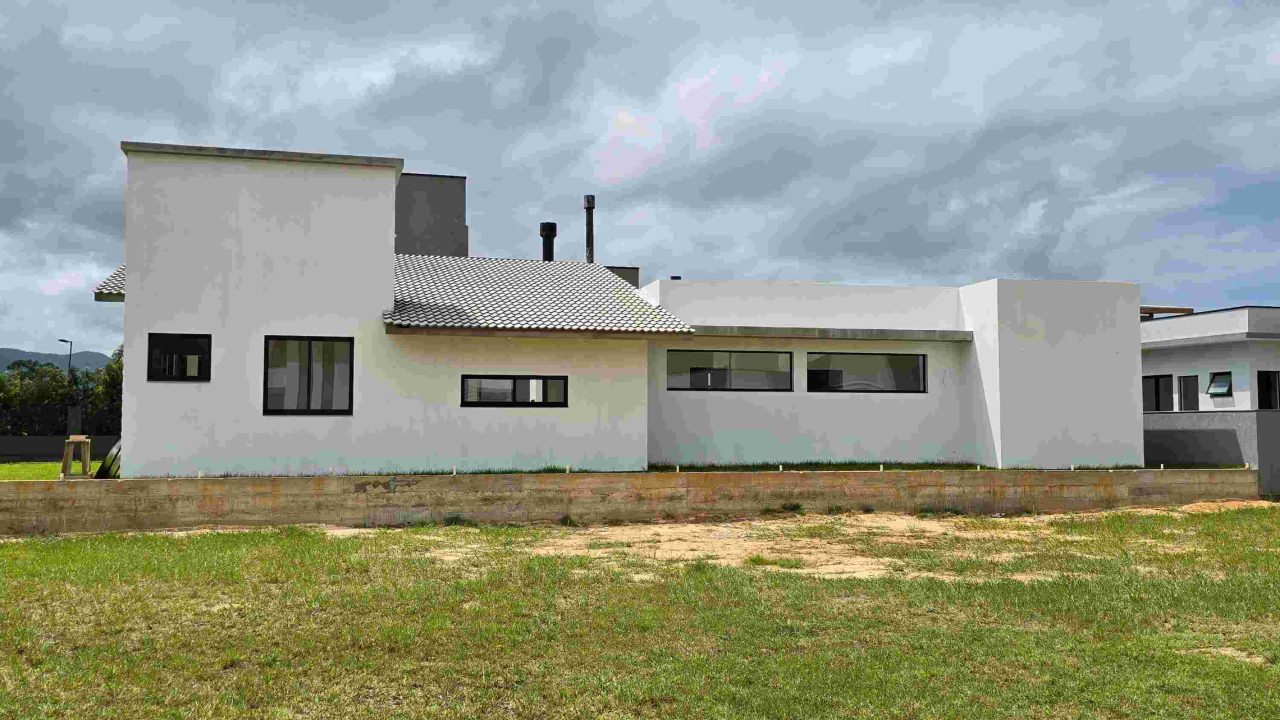 Casa no Condomínio Rosa Internacional – Garopaba SC! Casa no Condomínio Rosa Internacional – Garopaba SC!