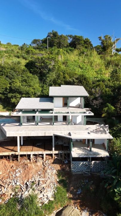 Casa com vista para a praia do Siriú, em Garopaba! 2024