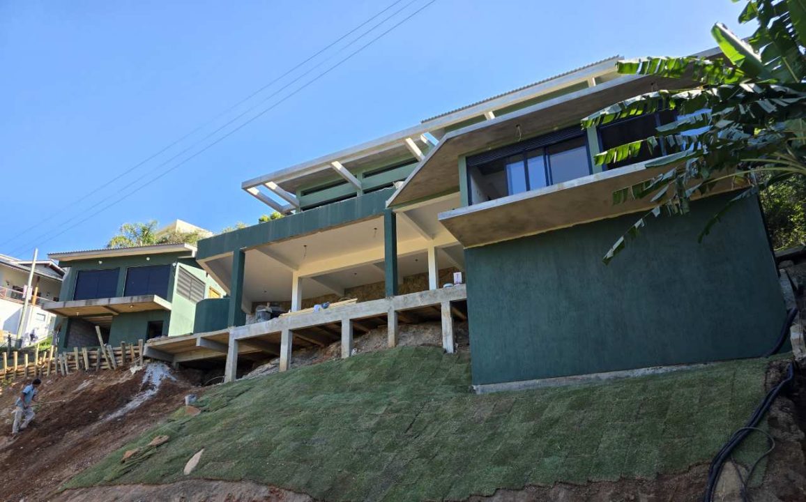 Casa com vista para a praia do Siriú, em Garopaba! 2024