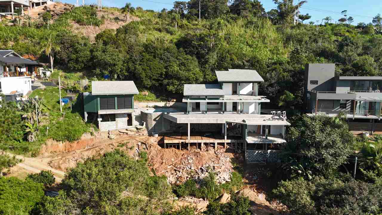 Casa com vista para a praia do Siriú, em Garopaba! 2024