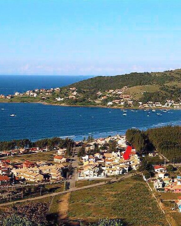 Aluguel Anual em Garopaba: Casa completa a 200 metros da Praia!