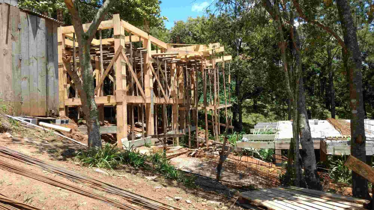 Construtora em Garopaba: Casa na Praia do Silveira