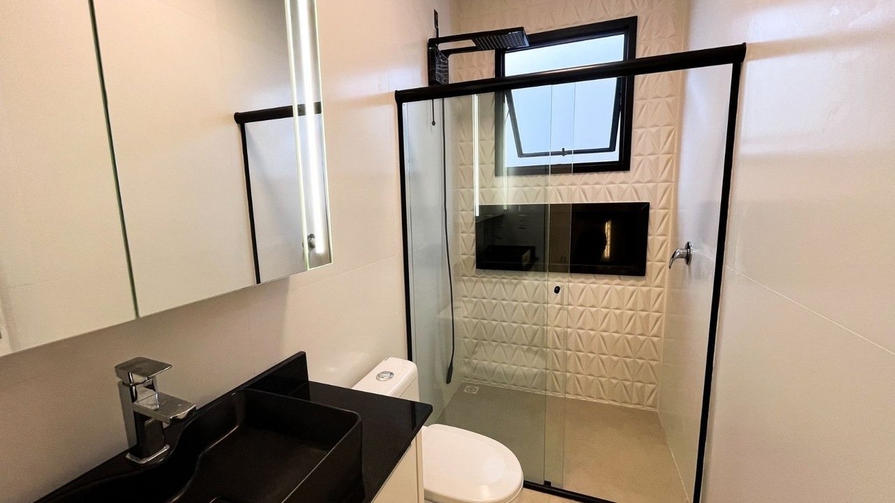 Casa à venda em Garopaba – Com piscina e perto do mar!