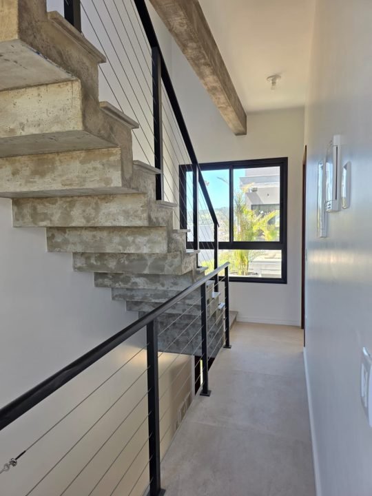 Casa à venda em condomínio fechado – Garopaba SC