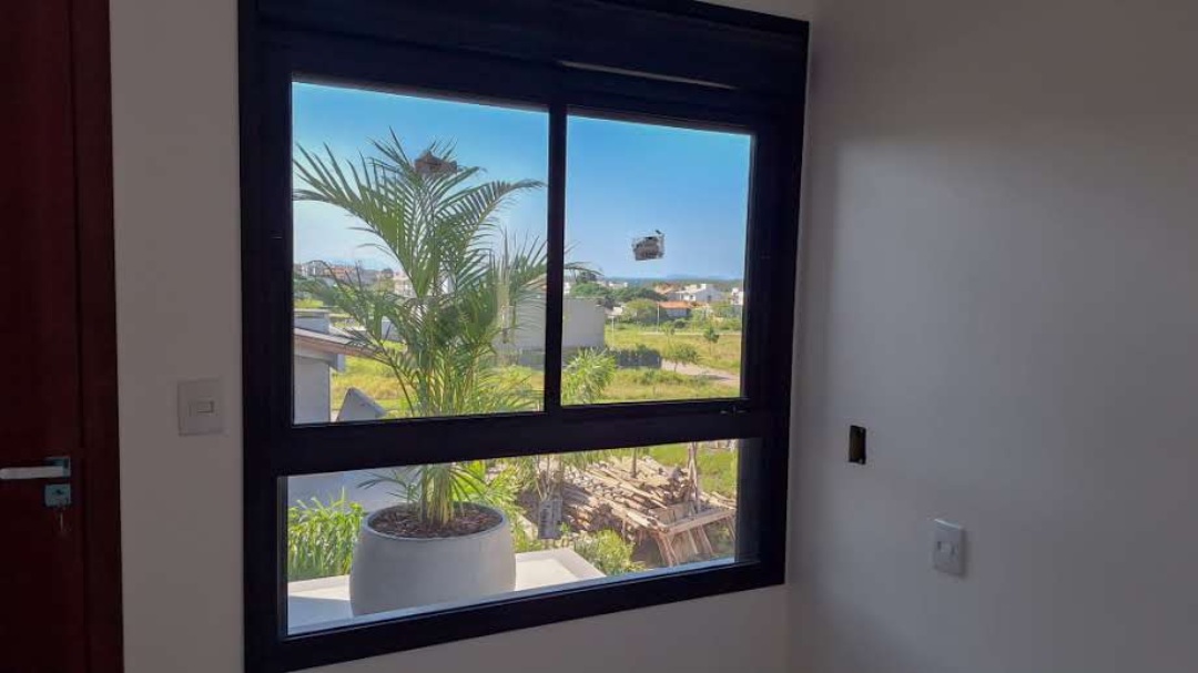 Casa à venda em condomínio fechado – Garopaba Casa à venda em condomínio fechado – Garopaba