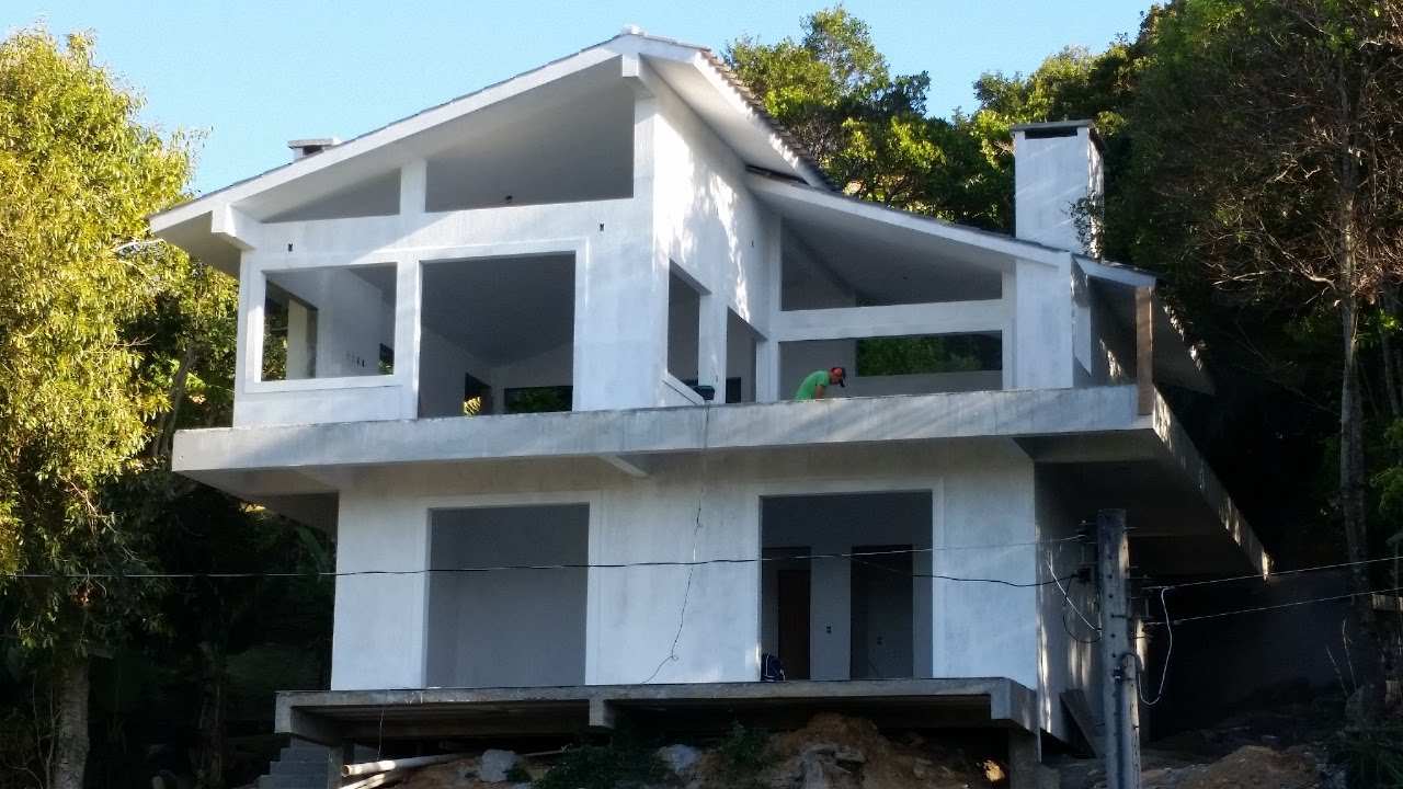 Construtora em Garopaba: Projeto realizado na Praia do Silveira