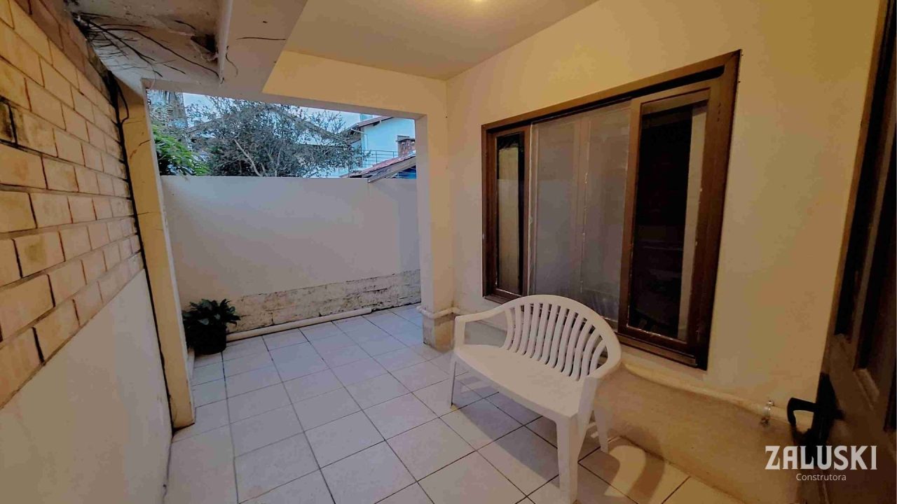 Casas á venda no Centro de Garopaba – SC Casas á venda no Centro de Garopaba – SC