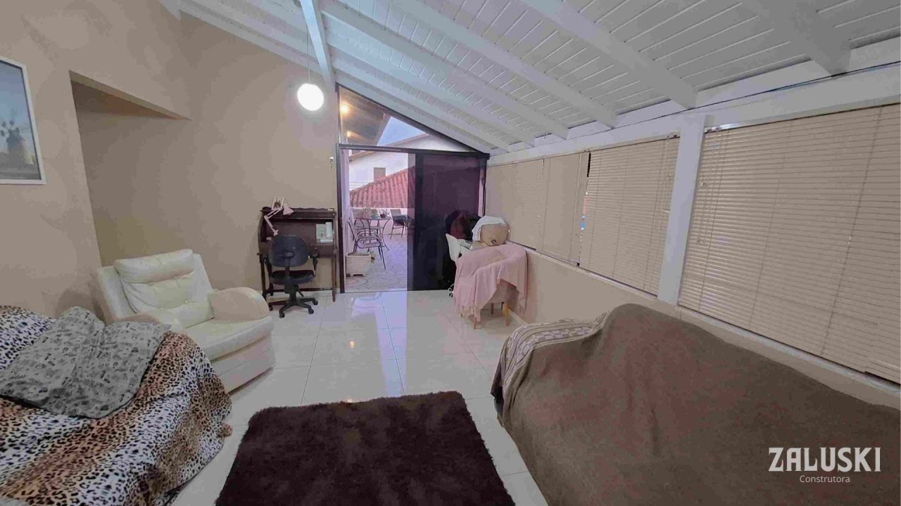 Casas á venda no Centro de Garopaba – SC Casas á venda no Centro de Garopaba – SC