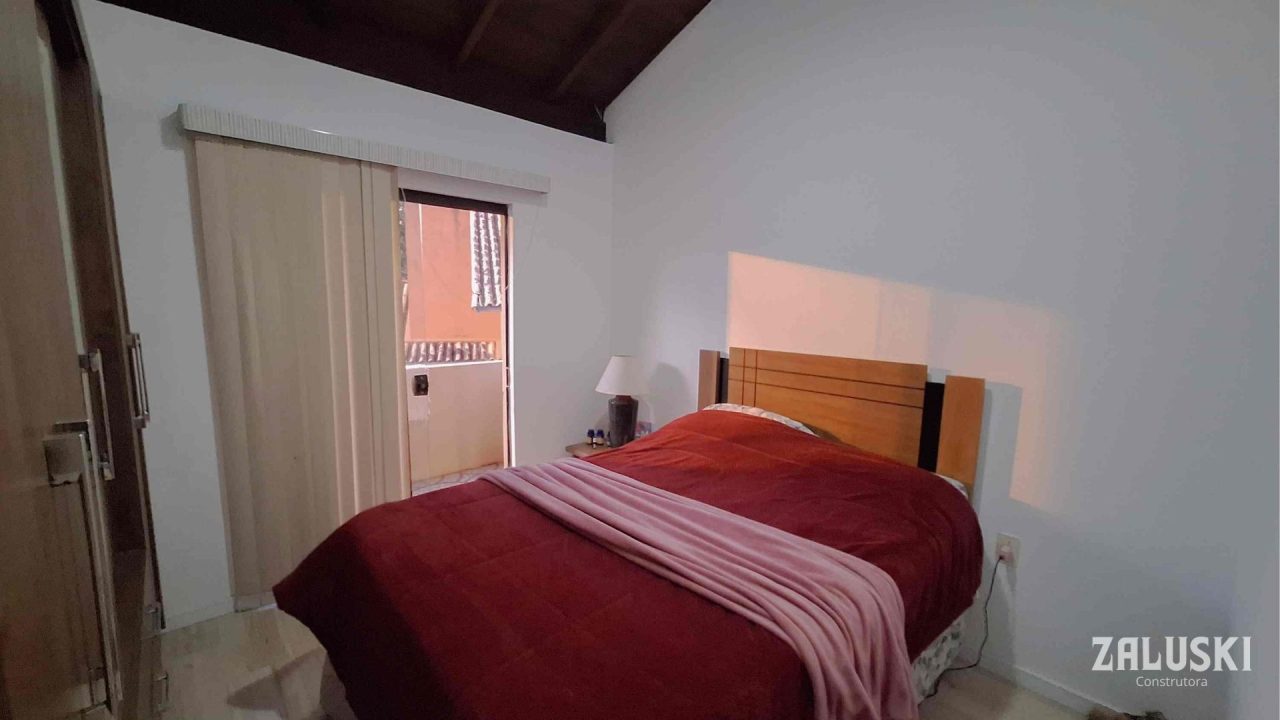 Casas á venda no Centro de Garopaba – SC Casas á venda no Centro de Garopaba – SC