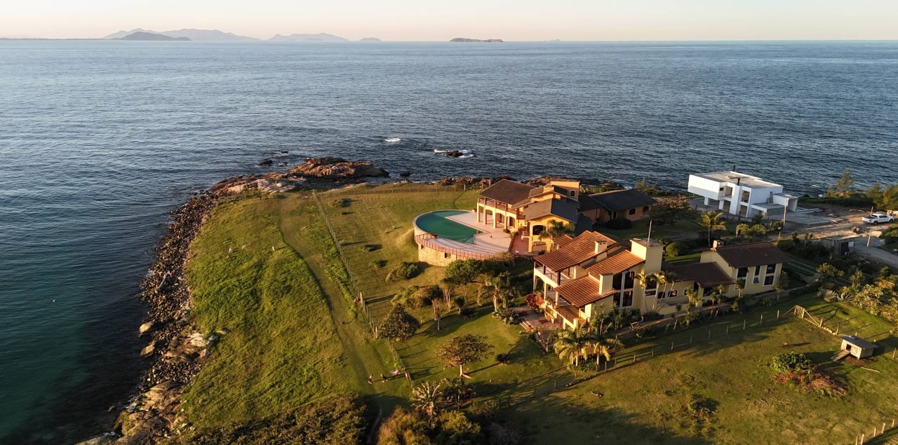 Construtora de Casas Alto Padrão no Litoral Catarinense