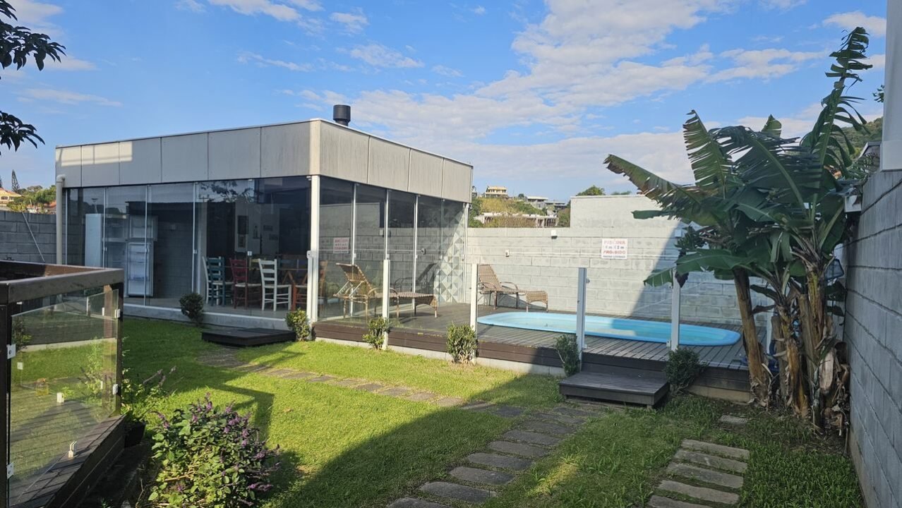 Apartamento à venda em Garopaba – Perto da Praia Apartamento à venda em Garopaba – Perto da Praia