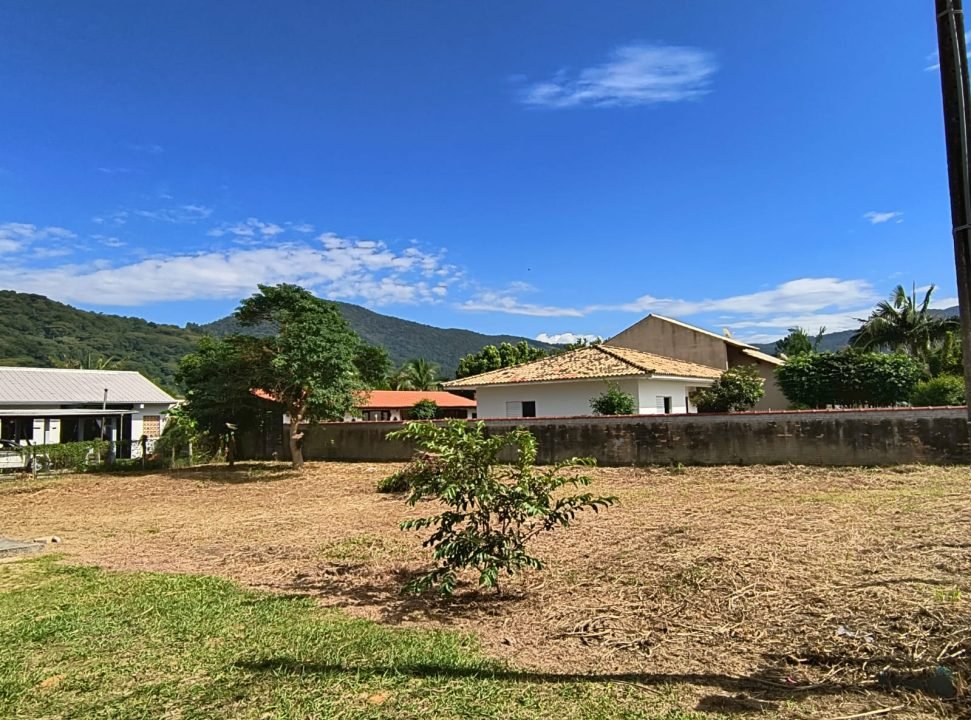 Terreno à Venda no Bairro Encantada Garopaba SC