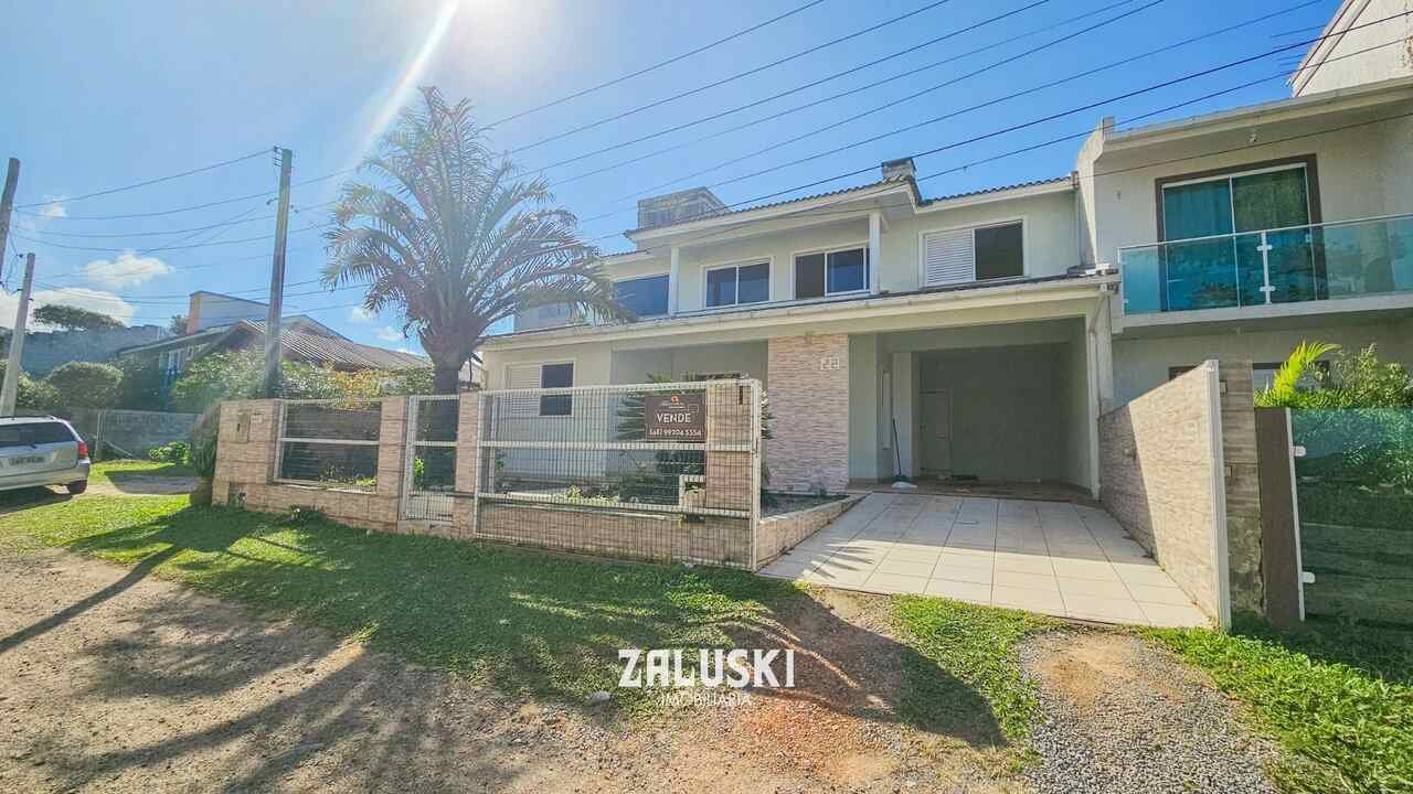Casa com 5 quartos para Aluguel de Temporada – Garopaba SC