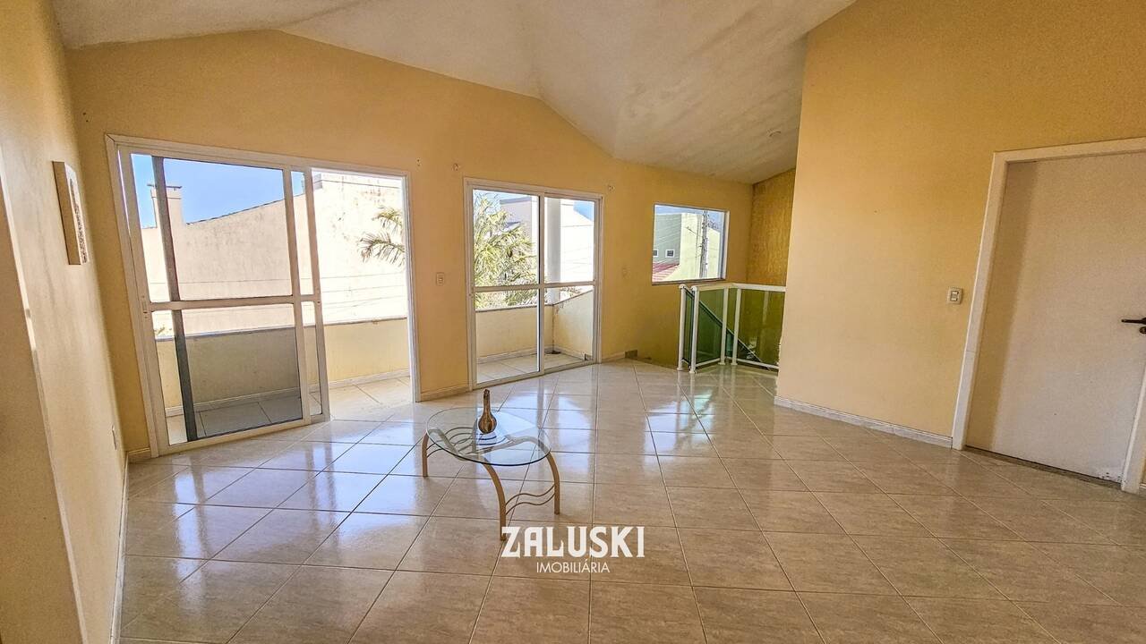 Casa com 5 quartos para Aluguel de Temporada – Garopaba SC