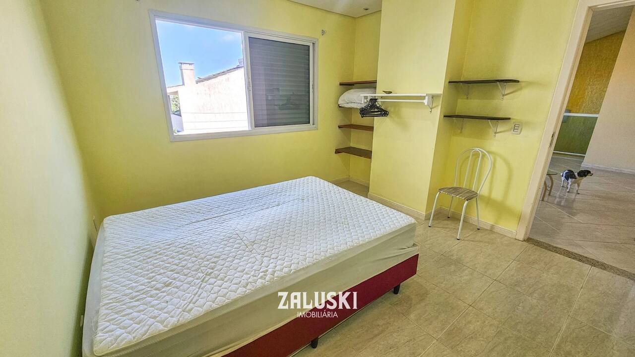 Casa com 5 quartos para Aluguel de Temporada – Garopaba SC