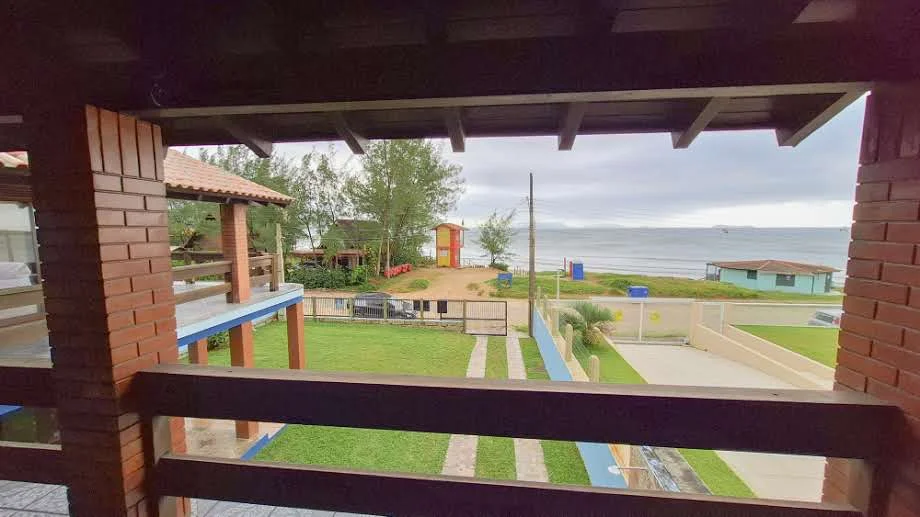 Casa 5 quartos frente mar Garopaba – Aluguel temporada Casa 5 quartos frente mar Garopaba – Aluguel temporada