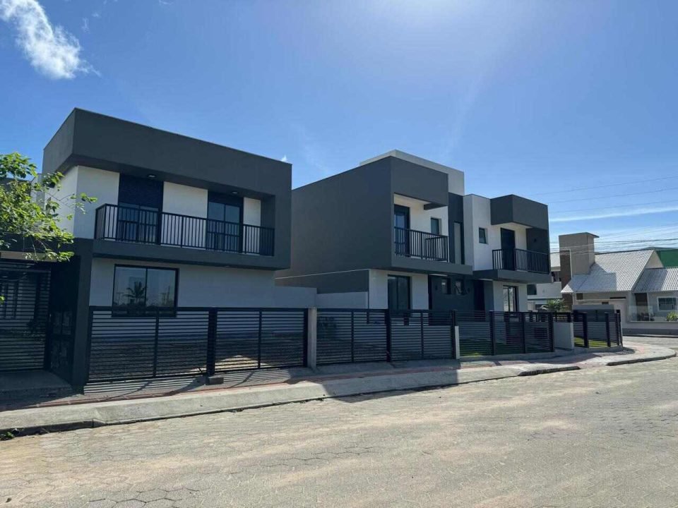 Casa à Venda no Campo Duna Garopaba: 3 Marias Residencial 