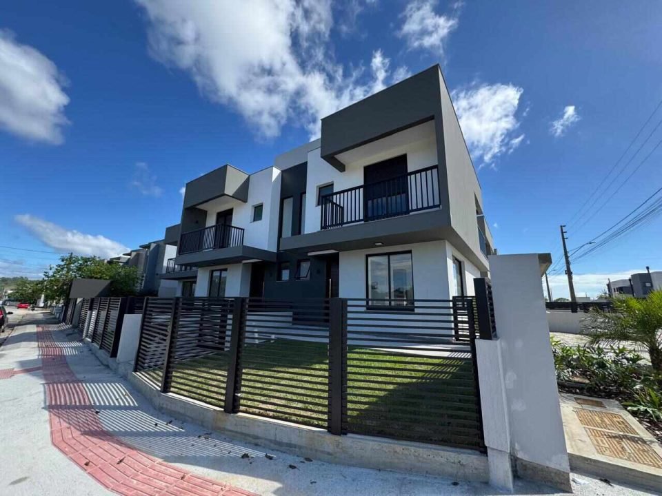 Casa à Venda no Campo Duna Garopaba: 3 Marias Residencial 