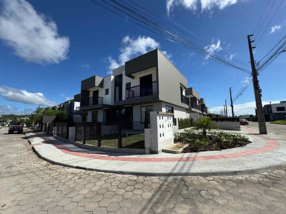 Casa à Venda no Campo Duna Garopaba: 3 Marias Residencial 