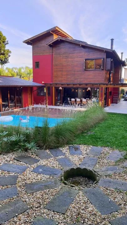 Casa 3 Suítes à venda em Ibiraquera, Garopaba