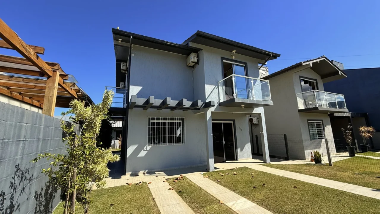 Casa 3 Quartos  à venda no Ambrósio, Garopaba