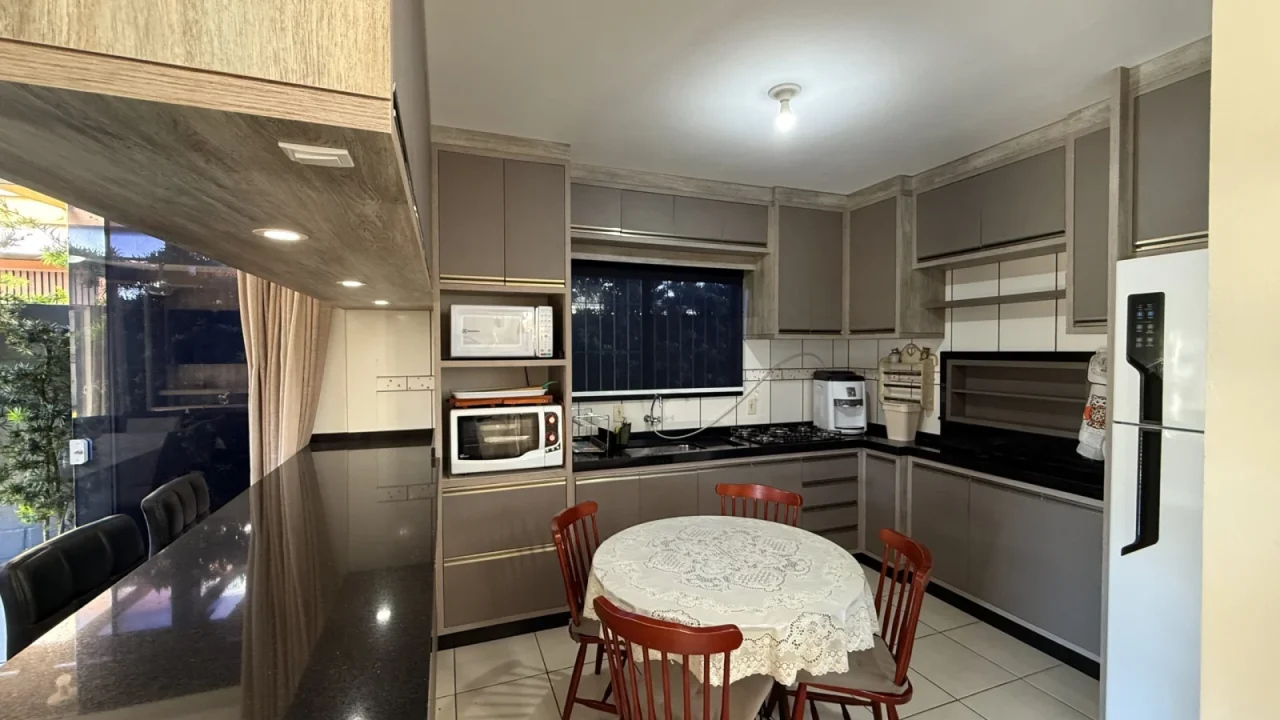 Casa 3 Quartos  à venda no Ambrósio, Garopaba