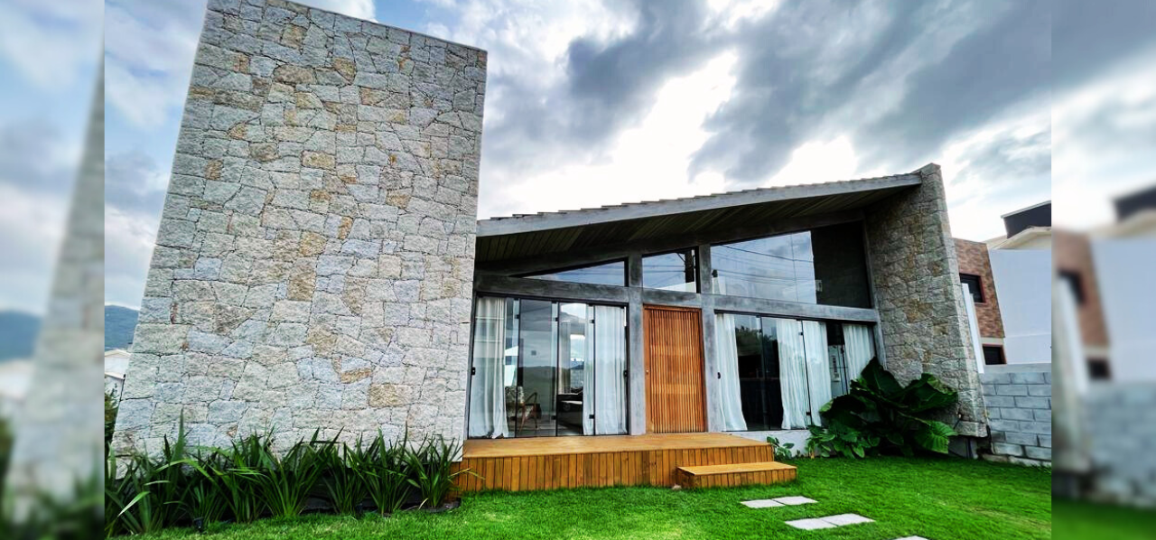Construção Residencial em Garopaba – Zaluski Construtora Construção Residencial em Garopaba – Zaluski Construtora