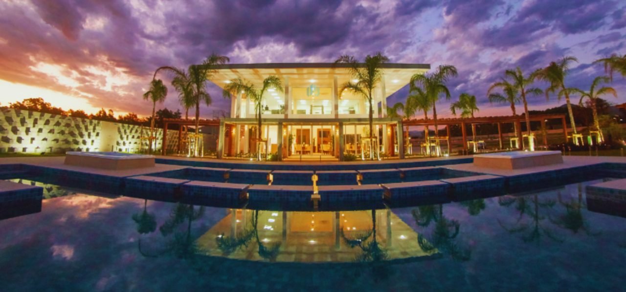 Condomínio Aqualina Lake Club